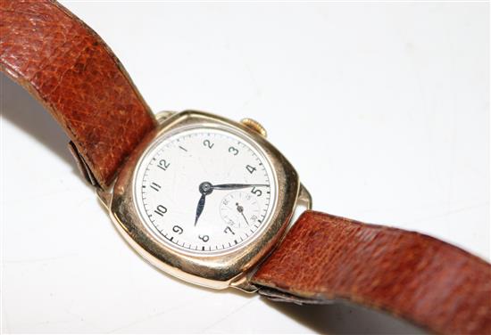 A gold gents wristwatch 1930s